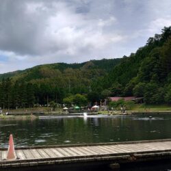 秋を感じるようになってきました ～平谷湖フィッシングスポット～